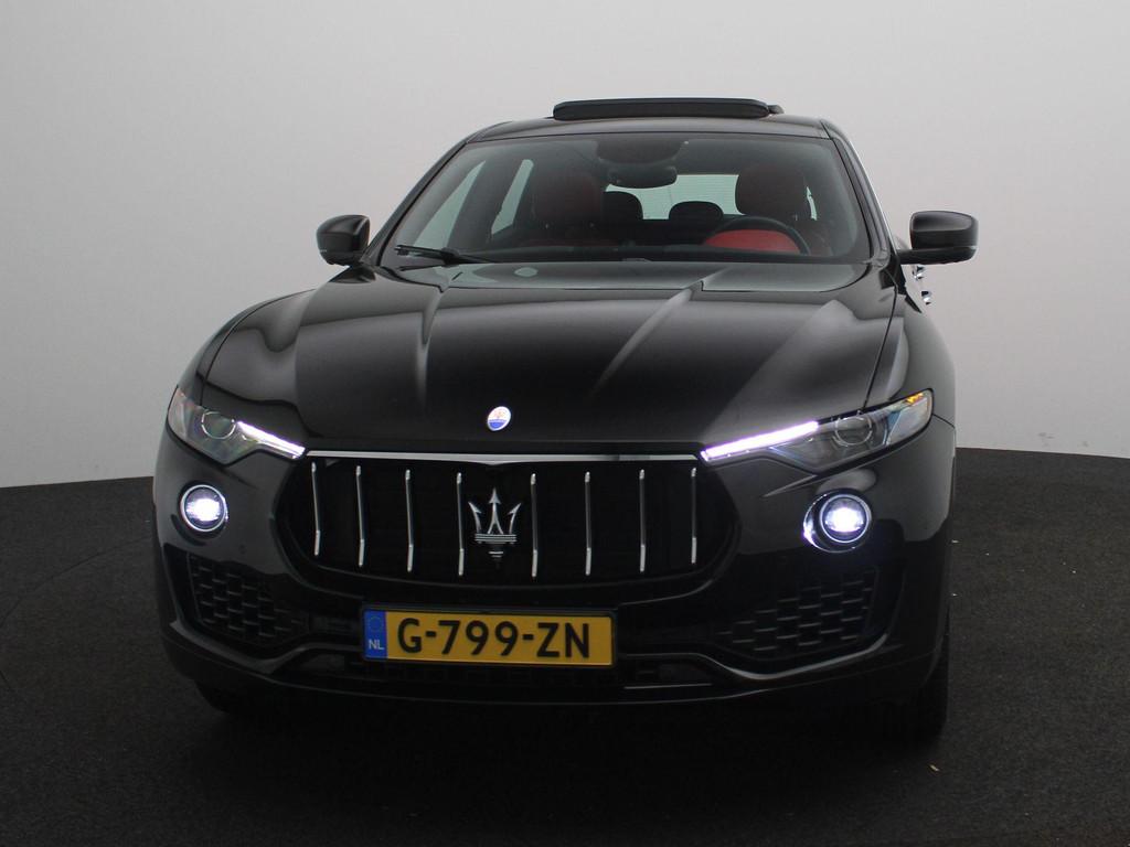 Maserati Levante 3.0 V6 S AWD GranLusso | Panorama dak | Pre, Auto's, Maserati, 430 pk, Gebruikt, Euro 6, Parkeersensor