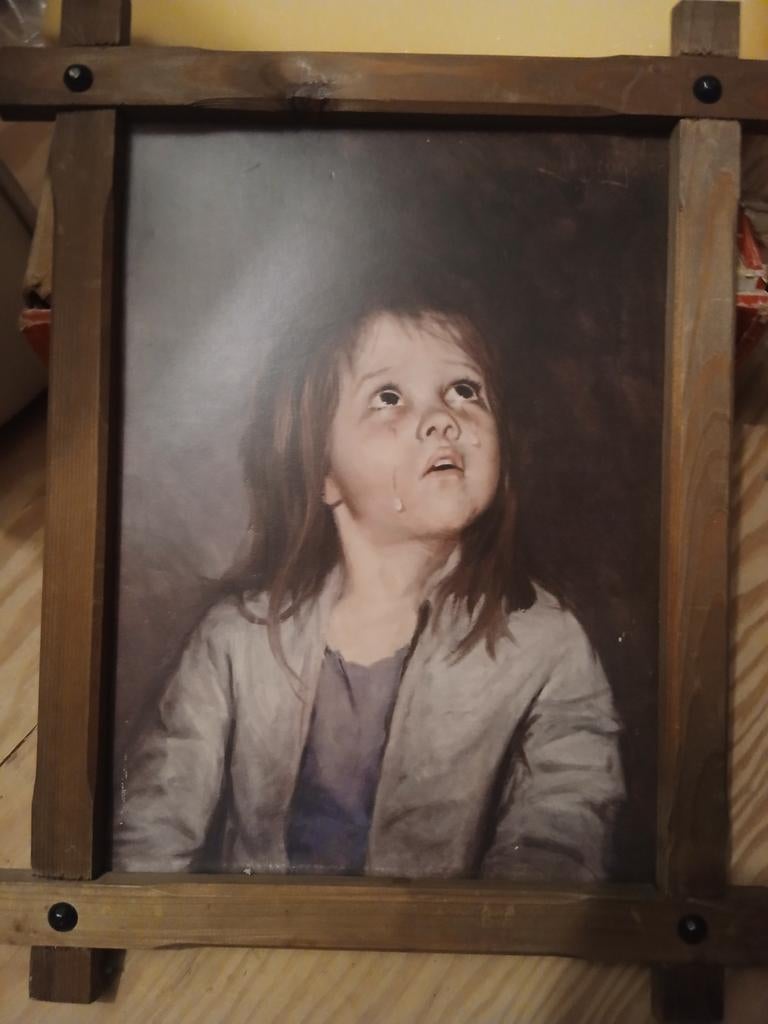Emotioneel Schilderij: Huilend Kind in Houten Lijst, Ophalen of Verzenden