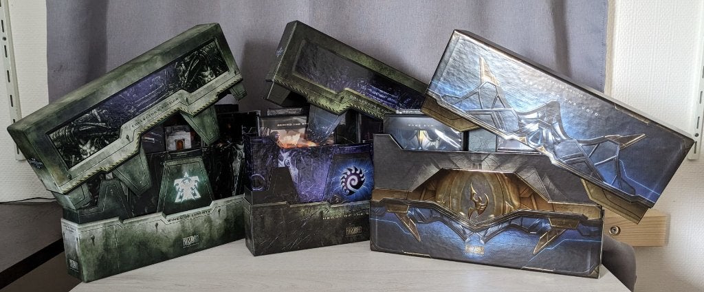StarCraft 2 Volledige set Collectors Edition, Ophalen, Online, 1 speler, Zo goed als nieuw