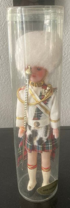 Schotse Drum Major Pop in Kilt - Vintage Decoratie, Verzamelen, Poppen, Ophalen, Zo goed als nieuw, Pop