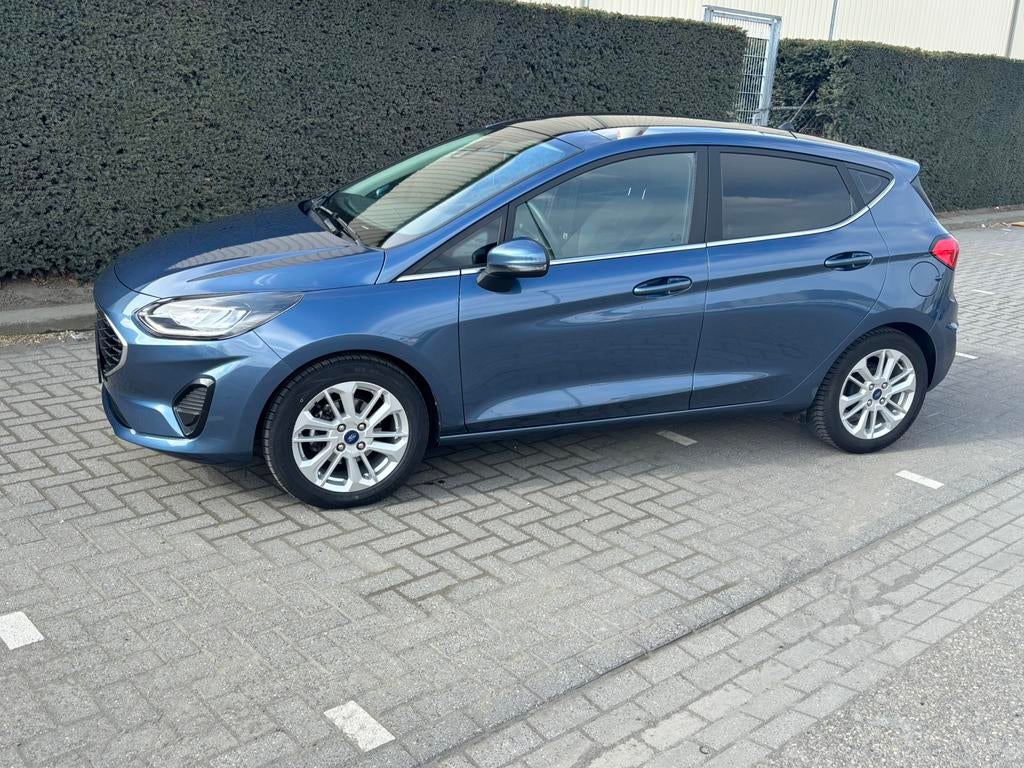 FordFiësta 1.0 Ecob Hybrid125pk/Pano/Winterpack/Dealerondrh, Auto's, Voorwielaandrijving, Zwart, USB, Blauw
