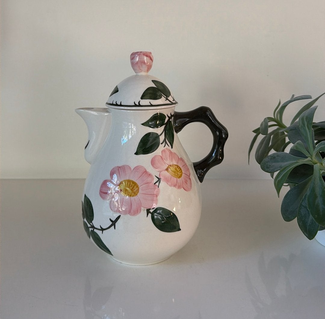 Villeroy & Boch Wild-rose koffiepot, Ophalen of Verzenden, Zo goed als nieuw, Overige stijlen, Porselein