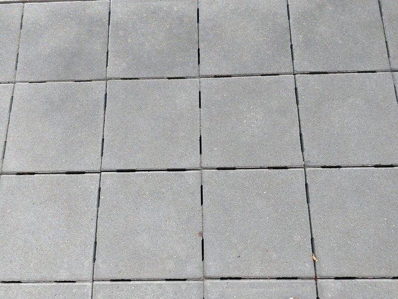 Gratis: betontegels 30x30x4, ca 15m2, Tuin en Terras, Gebruikt, Ophalen of Verzenden, 10 m² of meer, Beton