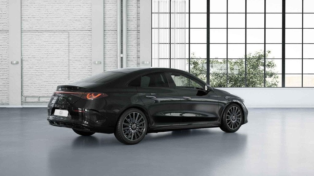 Mercedes-Benz CLA-klasse 180 Business Solution AMG | AMG-lin, Auto's, Mercedes-Benz, CLA, 136 pk, 4 cilinders, Zwart