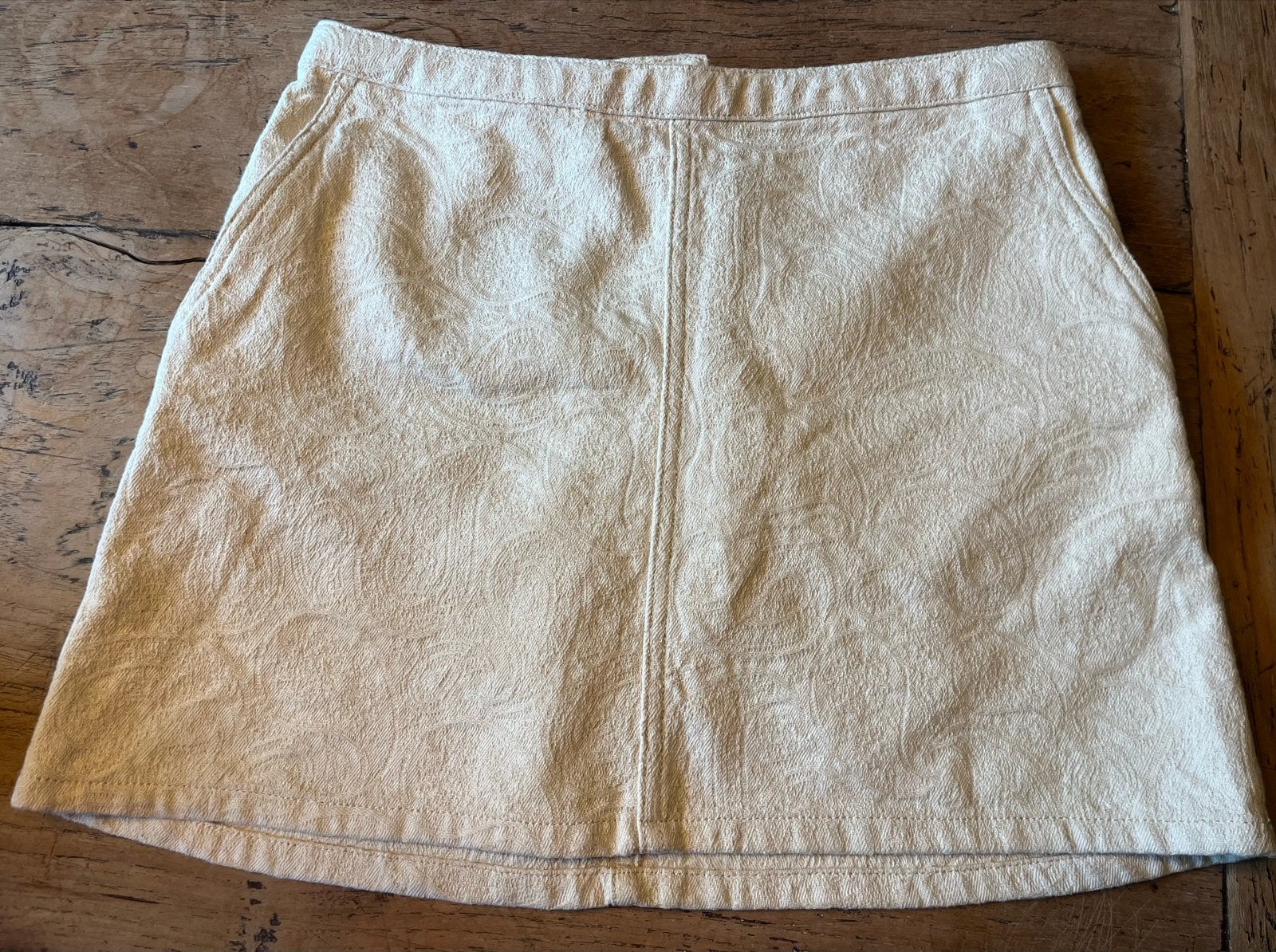 Crèmekleurige rok van H&M Divided - Maat 34, Beige, Ophalen of Verzenden, Zo goed als nieuw, Maat 34 (XS) of kleiner