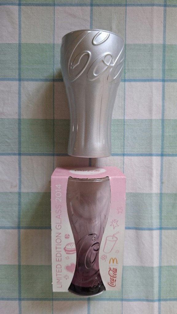 Coca-Cola Limited Edition Glas 2014 (Zilver en Roze), Ophalen of Verzenden, Nieuw