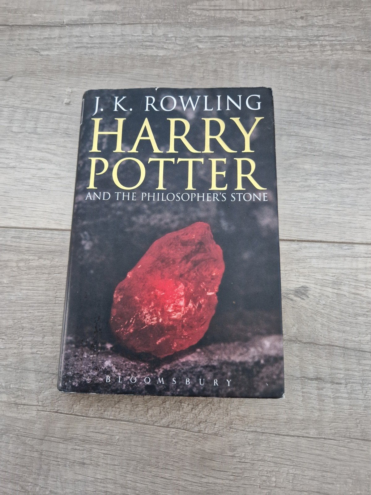 Engels boek jk rowling harry potter the philosopher's stone, Boeken, Ophalen of Verzenden, Zo goed als nieuw