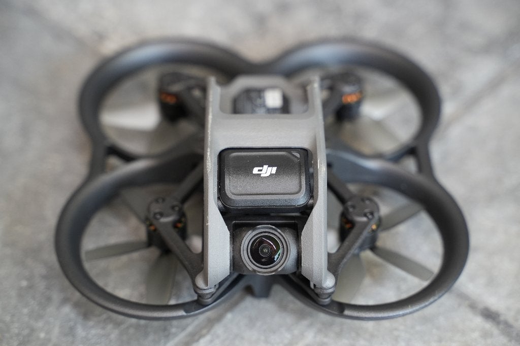 DJI Avata - Losse Drone, Audio, Tv en Foto, Drones, Ophalen of Verzenden, Zo goed als nieuw