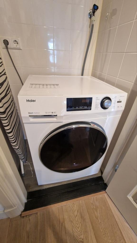 Washing machine HAIER, Witgoed en Apparatuur, 6 tot 8 kg, Ophalen, Zo goed als nieuw, 85 tot 90 cm
