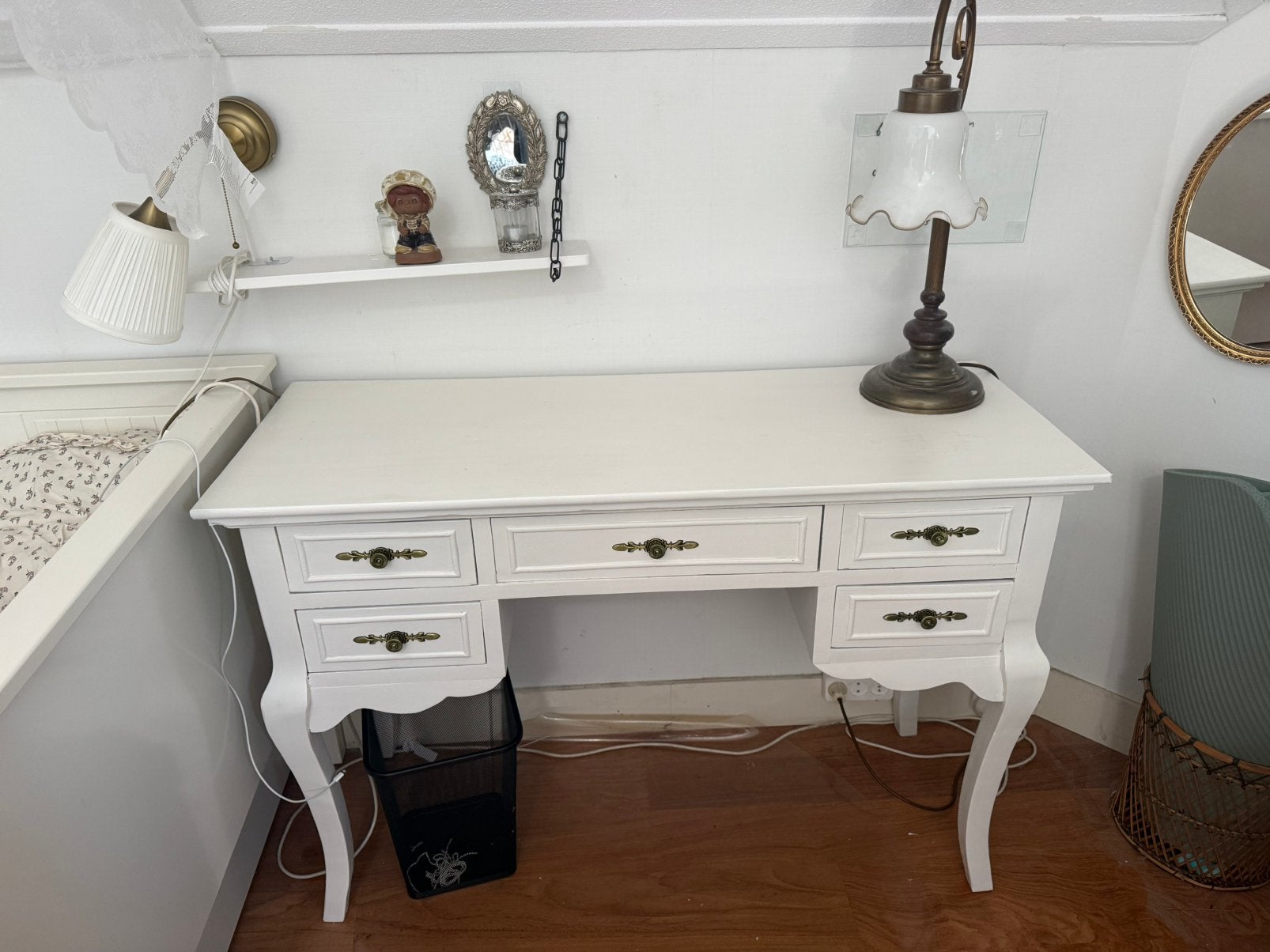 Queen ann kaptafel/bureau, Ophalen, Zo goed als nieuw