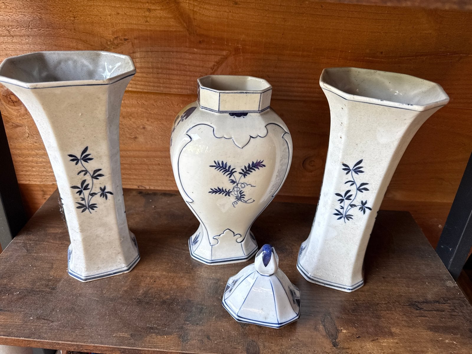 Set van 3 Delfts Blauwe Vazen en Pot, Ophalen