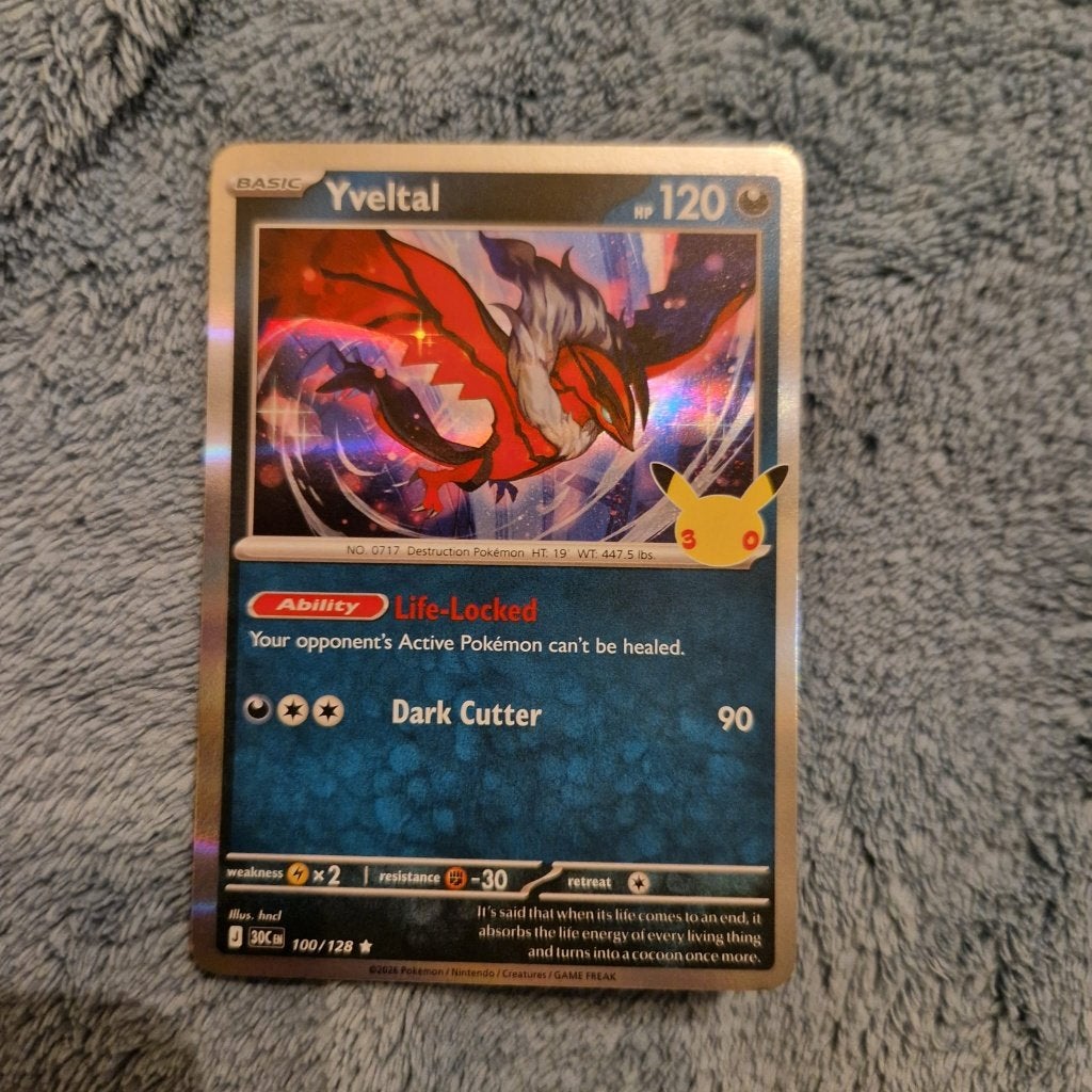 Yveltal 100/128 Pokémon 30th Celebration holo, Ophalen of Verzenden, Zo goed als nieuw, Losse kaart, Foil
