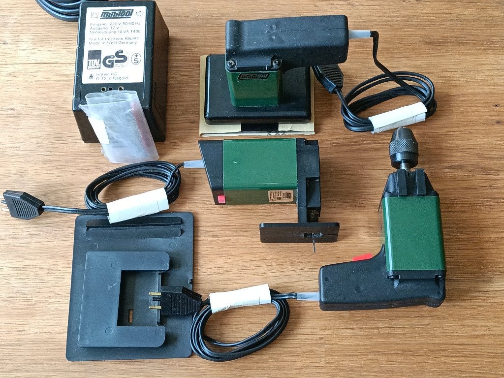 minitool set elektrisch gereedschap modelbouw maquettebouw, Verzenden, Gebruikt, Gereedschapsset, Overige merken