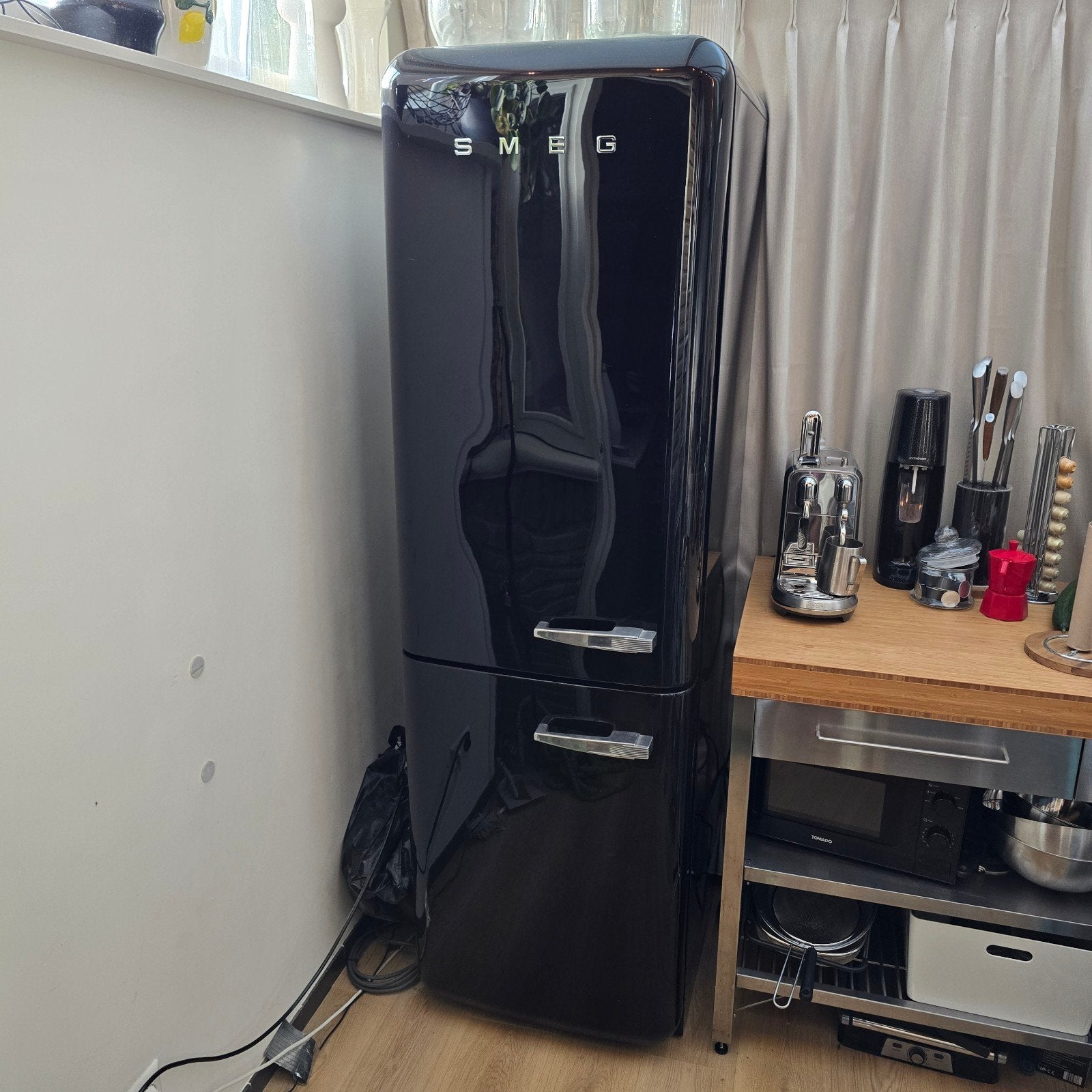 Smeg Koelkast met Vriezer, Ophalen, Gebruikt, 200 liter of meer, 60 cm of meer