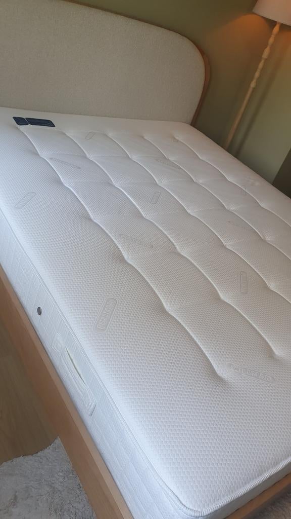 Nieuw Nous Living Japandi bed met Pullman matras 160 x 200, Ophalen, Japandi, Tweepersoons, Zo goed als nieuw