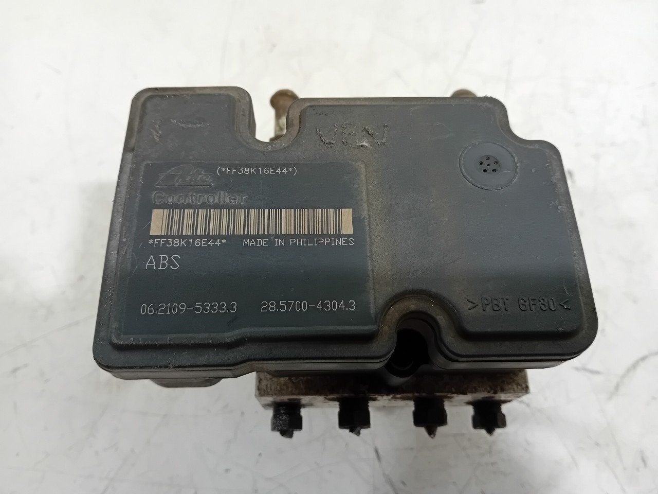 Abs pomp Suzuki Grand Vitara, Auto-onderdelen, Remmen en Aandrijving, Suzuki, Gebruikt, Herkomst onderdeel bekend, 12 maanden garantie