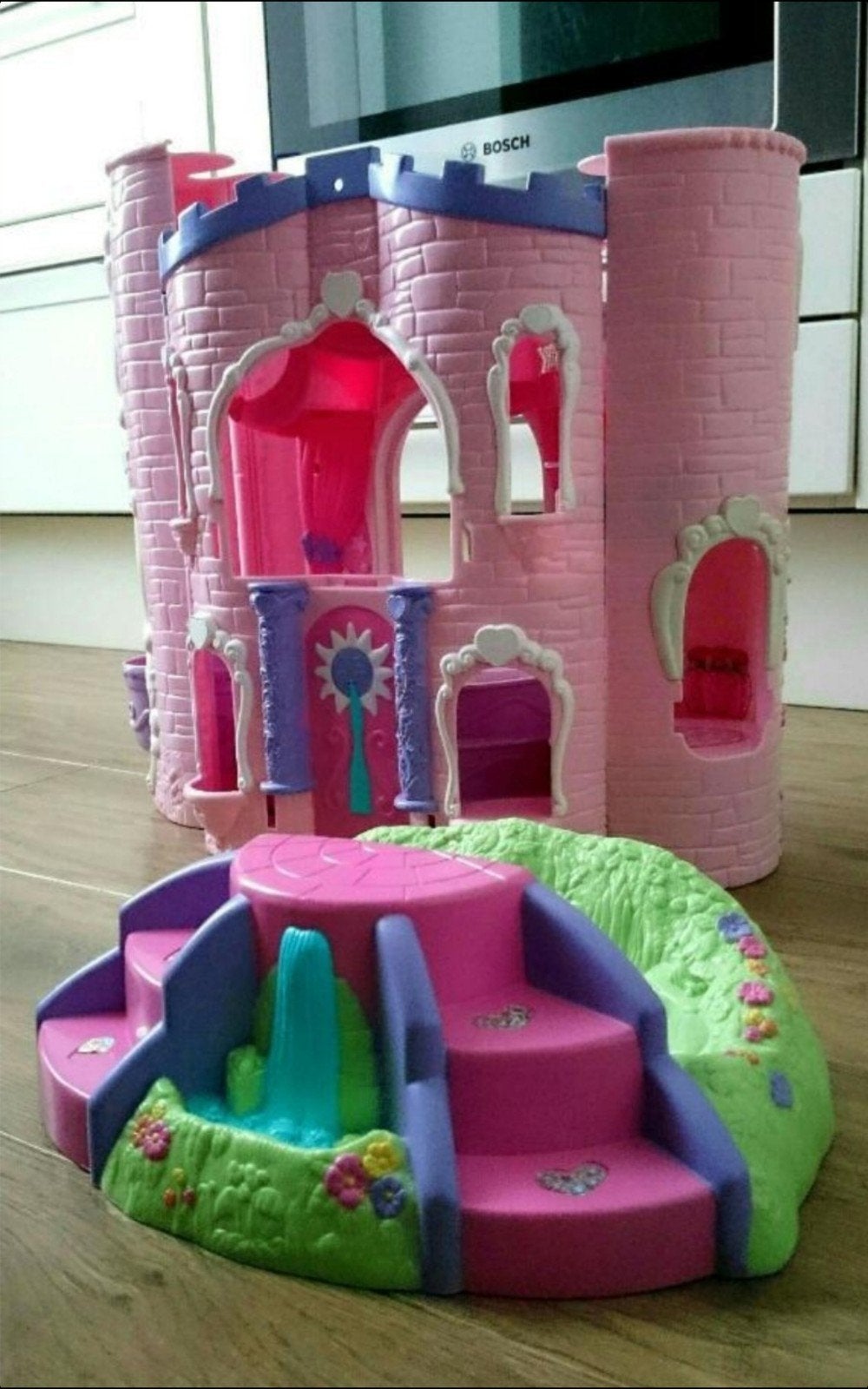 poppenhuis barbiehuis, Kinderen en Baby's, Ophalen of Verzenden, Zo goed als nieuw