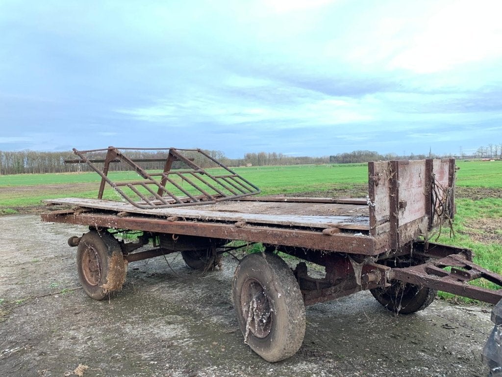 Antieke platte wagen - Landbouwmaterieel, Ophalen