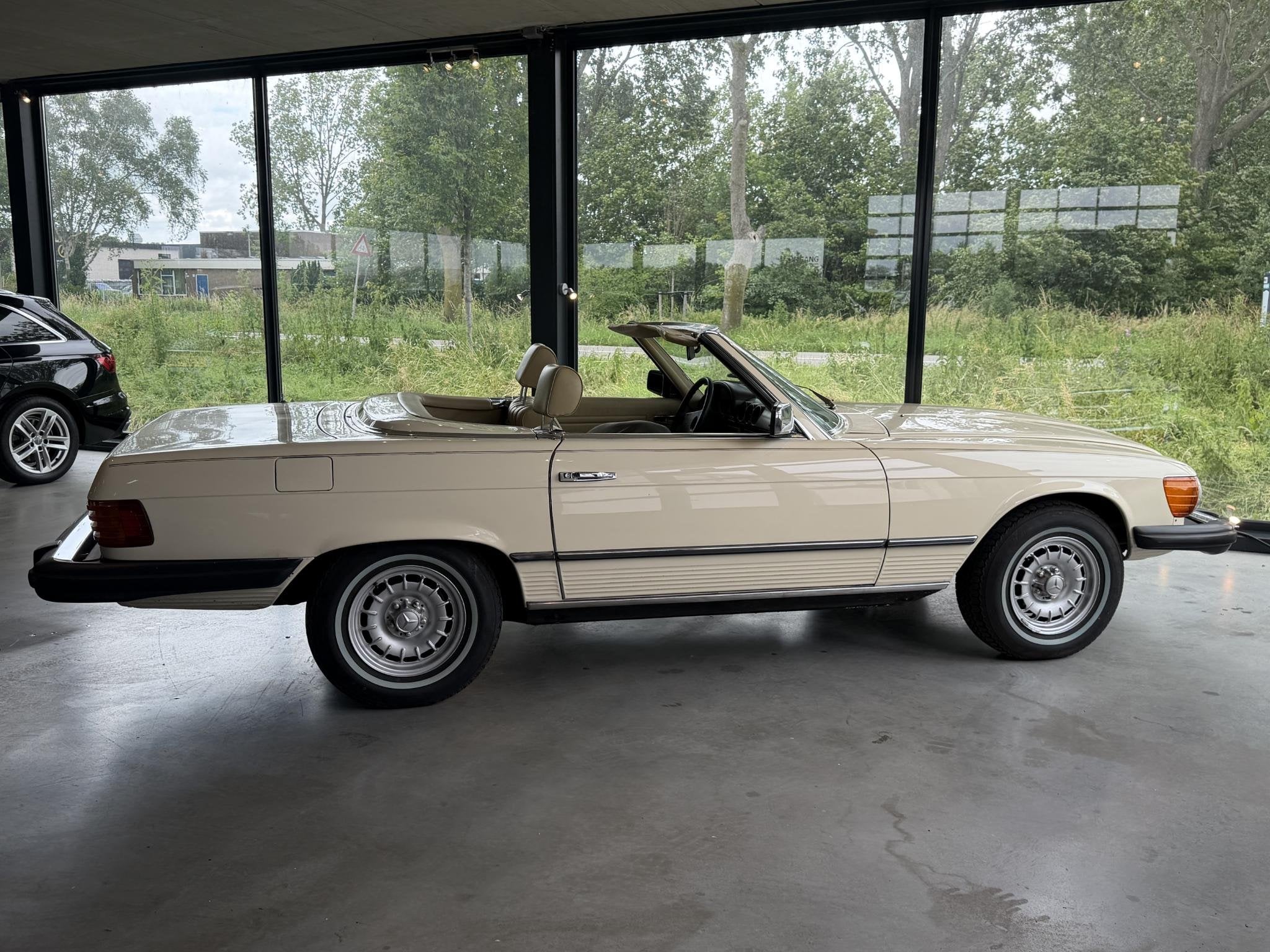 Mercedes-Benz SL-klasse 450 SL, Auto's, Mercedes-Benz, Automaat, Gebruikt, Wit, 218 pk