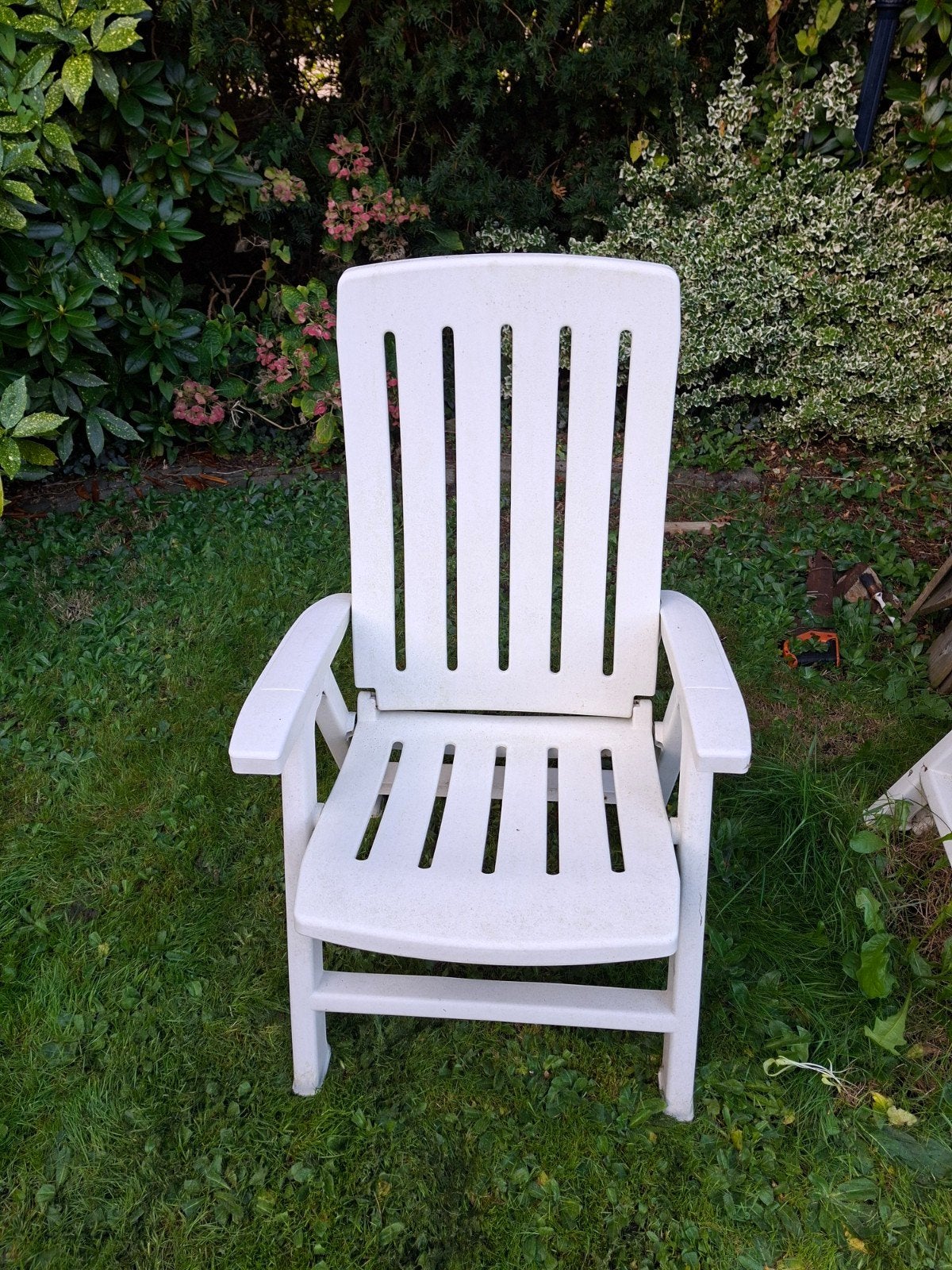 4 Jardin tuinstoelen - wit kunststof, Ophalen, Gebruikt, Kunststof