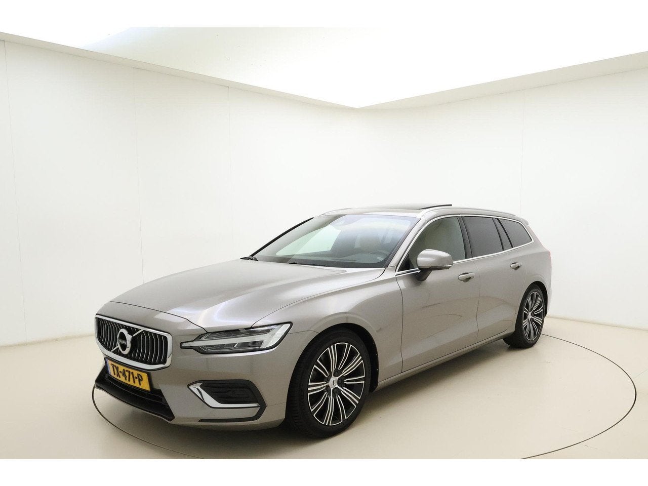Volvo V60 2.0 T5 250pk Inscription | Apple carplay/Android a, Auto's, Volvo, Automaat, 15 km/l, Gebruikt, 1969 cc