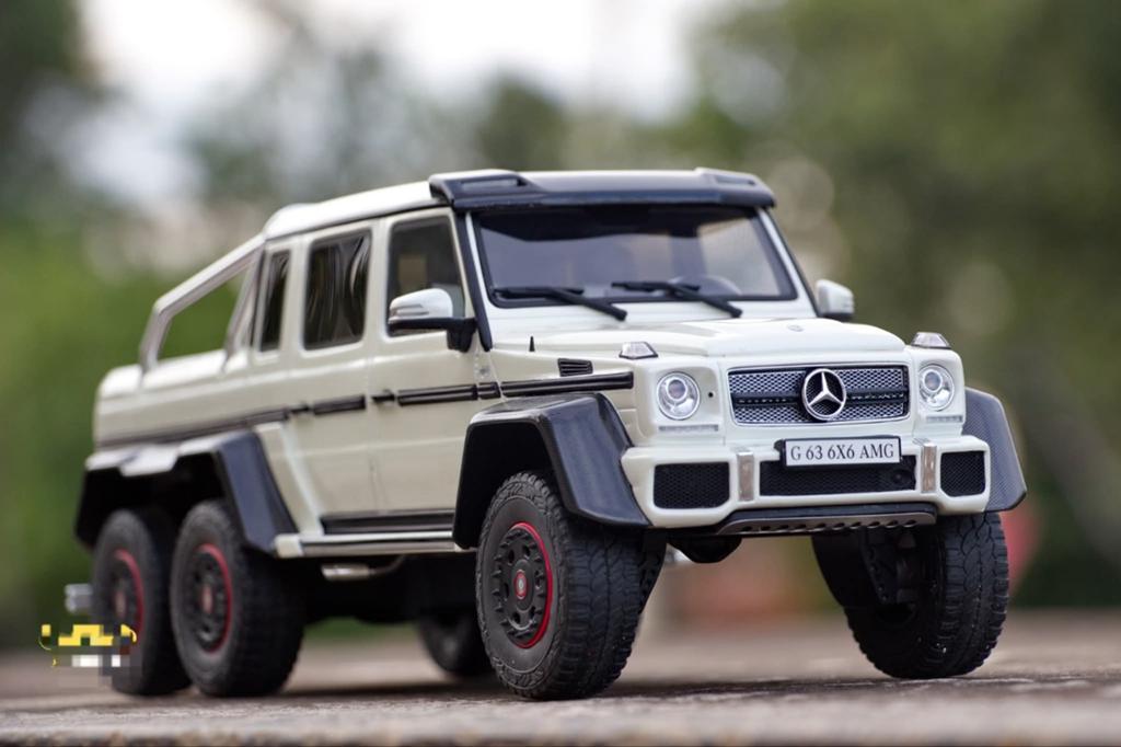 Mercedes-Benz G63 AMG 6x6 Biturbo, Ophalen of Verzenden, Zo goed als nieuw, Auto, Overige merken