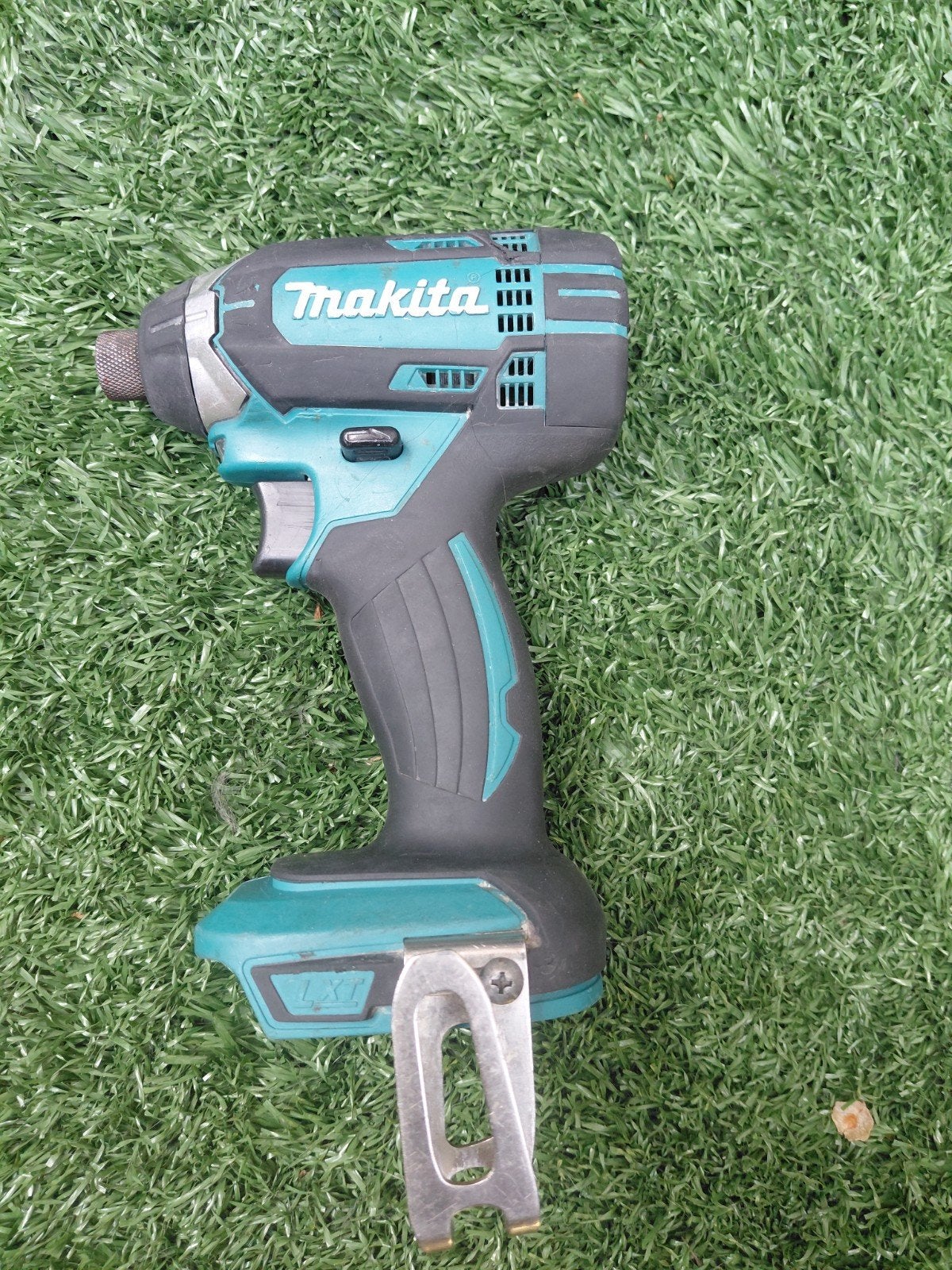 Makita  DTD152  18V  Body, Doe-het-zelf en Verbouw, Gereedschap | Boormachines, Ophalen of Verzenden, Zo goed als nieuw, Boor- en Schroefmachine