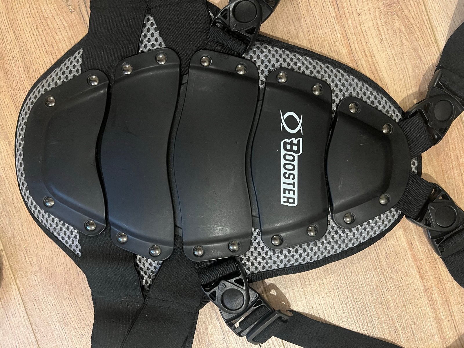 Booster Rugbeschermer XS - Skiën, Snowboarden, Paardrijden, Ophalen of Verzenden, Zo goed als nieuw