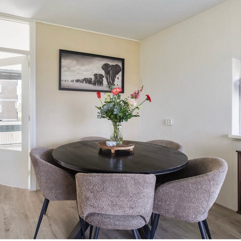 Designer eettafel met Bouclé stoelen (Kwantum), Ophalen, Gebruikt, 100 tot 150 cm, Rond