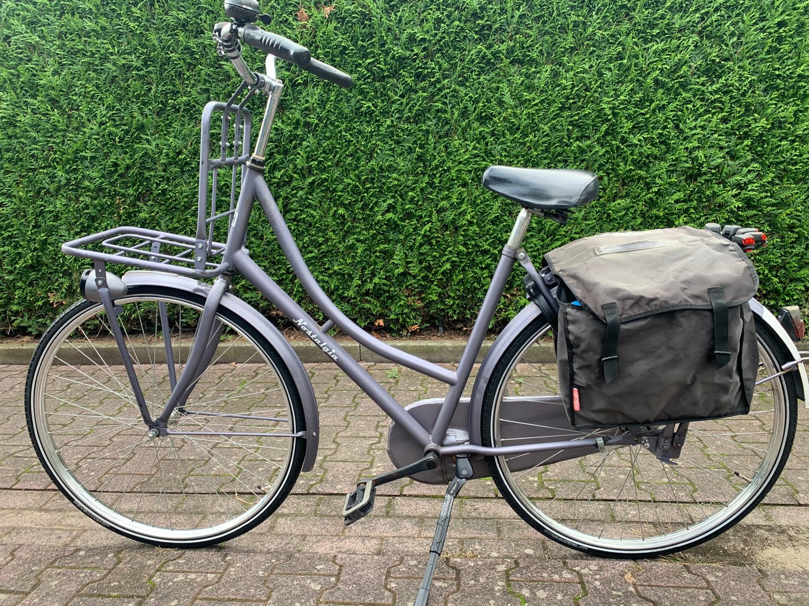 Goede Leuke Omafiets 28” framemaat 54 + voordrager en tassen, Fietsen en Brommers, Fietsen | Dames | Omafietsen, 56 cm of meer
