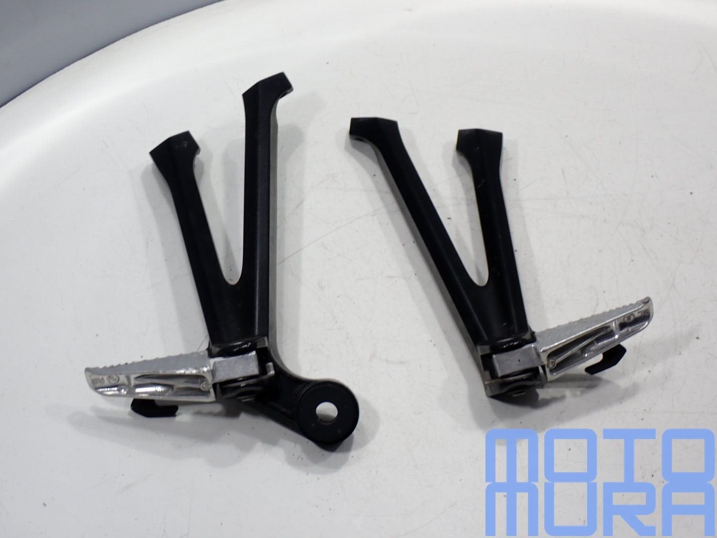 duo voetsteunen Suzuki GSXR 600 750 L1 L7 2011 2017 GSX-R du, Gebruikt, -, -, Ophalen of Verzenden