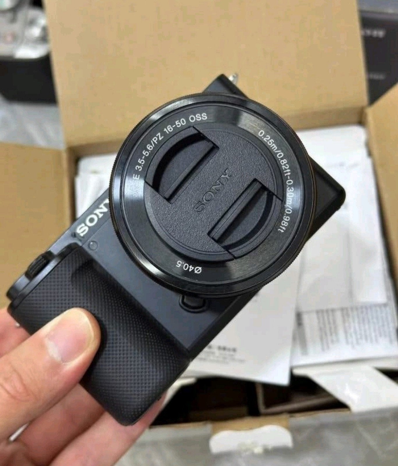 Complete Vlogset: Sony ZV-E10 met DJI RS3 Mini Gimbal, Audio, Tv en Foto, Ophalen of Verzenden, Zo goed als nieuw, Accu, Sony