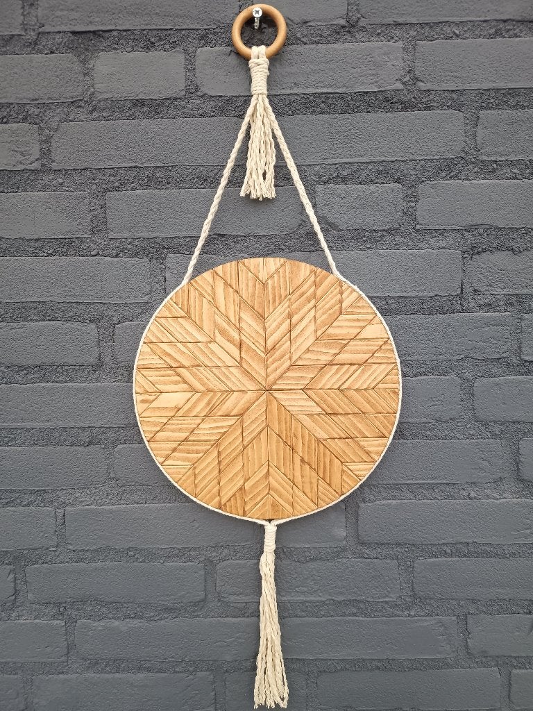 Handgemaakte houten wandhanger, Ophalen of Verzenden, Zo goed als nieuw, Bruin, 75 cm