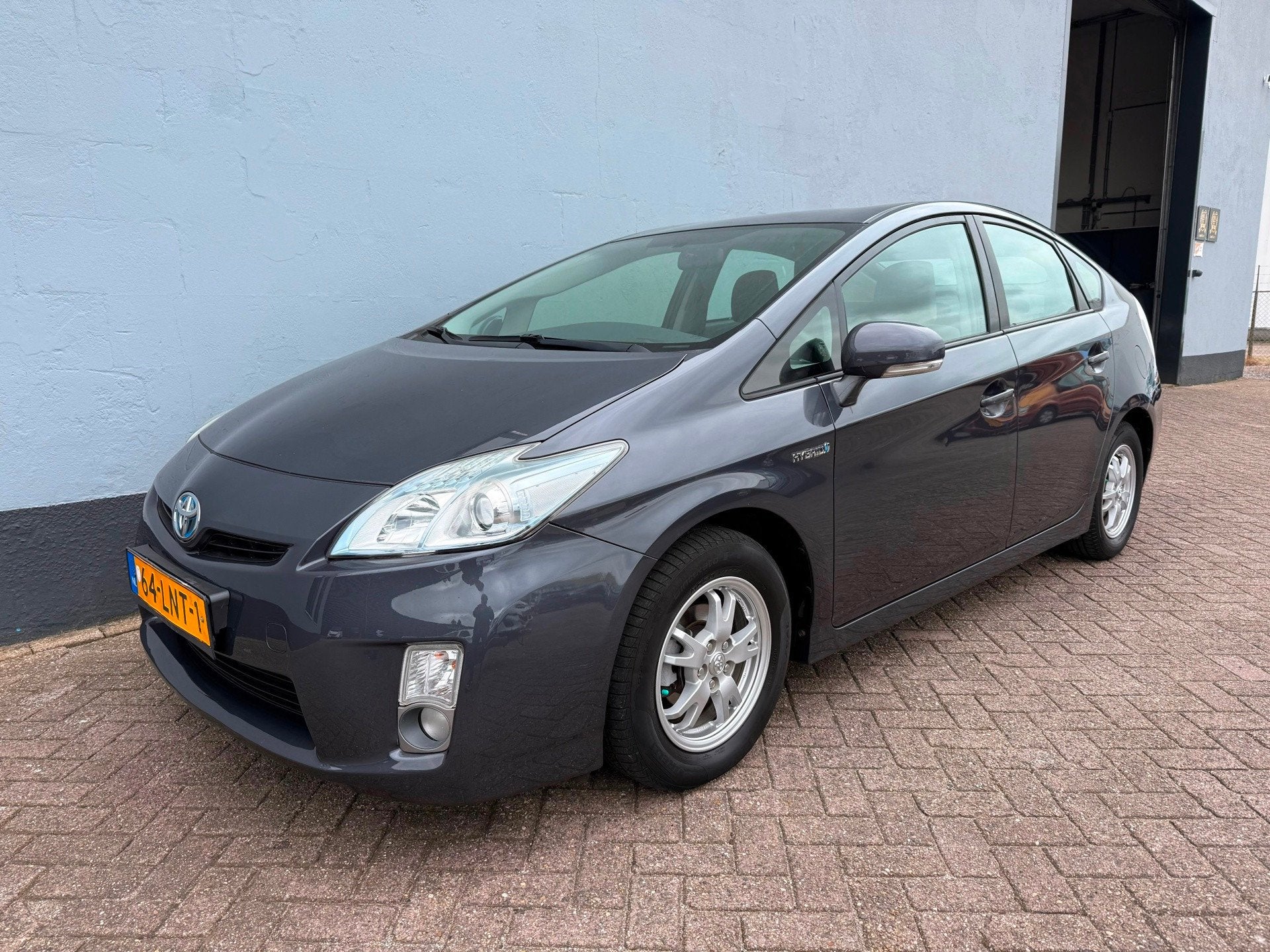 Toyota Prius 1.8 Comfort - Dealer Onderhouden, Automatische klimaatregeling, Gebruikt, 4 cilinders, Origineel Nederlands