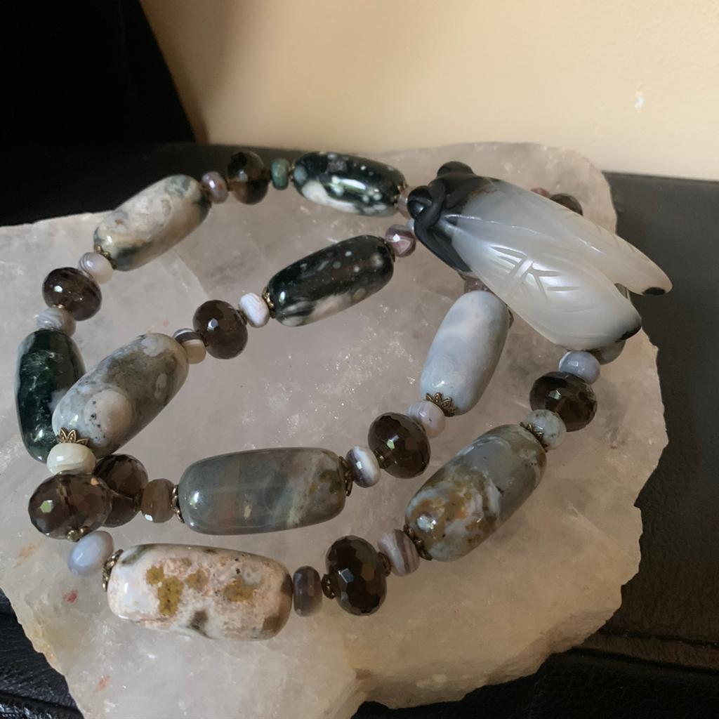Agaat scarabee hanger amulet beschermt geluk welvaart magie, Nieuw, Ophalen of Verzenden, Steen of Mineraal, Verstelbaar