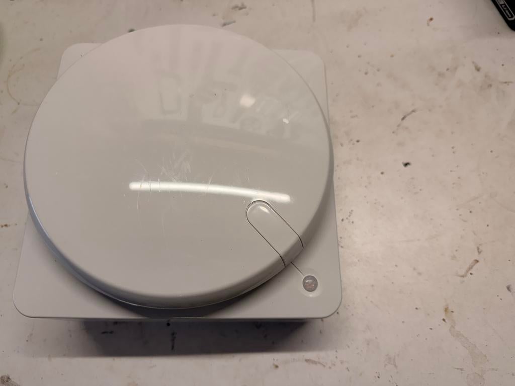 Climarad T-Fan ventilatie voor toilet, Doe-het-zelf en Verbouw, Ventilatie en Afzuiging, Ophalen of Verzenden, Gebruikt, Ventilator