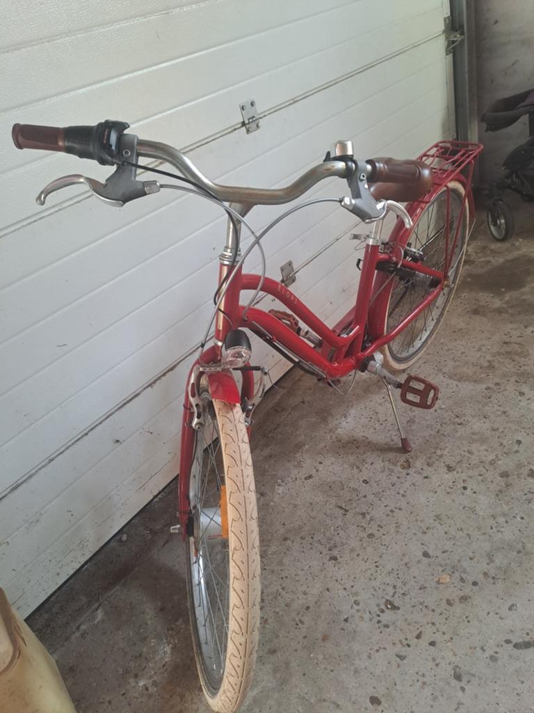 Nog een mooie meisjes fiets, Fietsen en Brommers, Fietsen | Cruisers en Lowriders, Minder dan 47 cm, Ophalen of Verzenden, Gebruikt