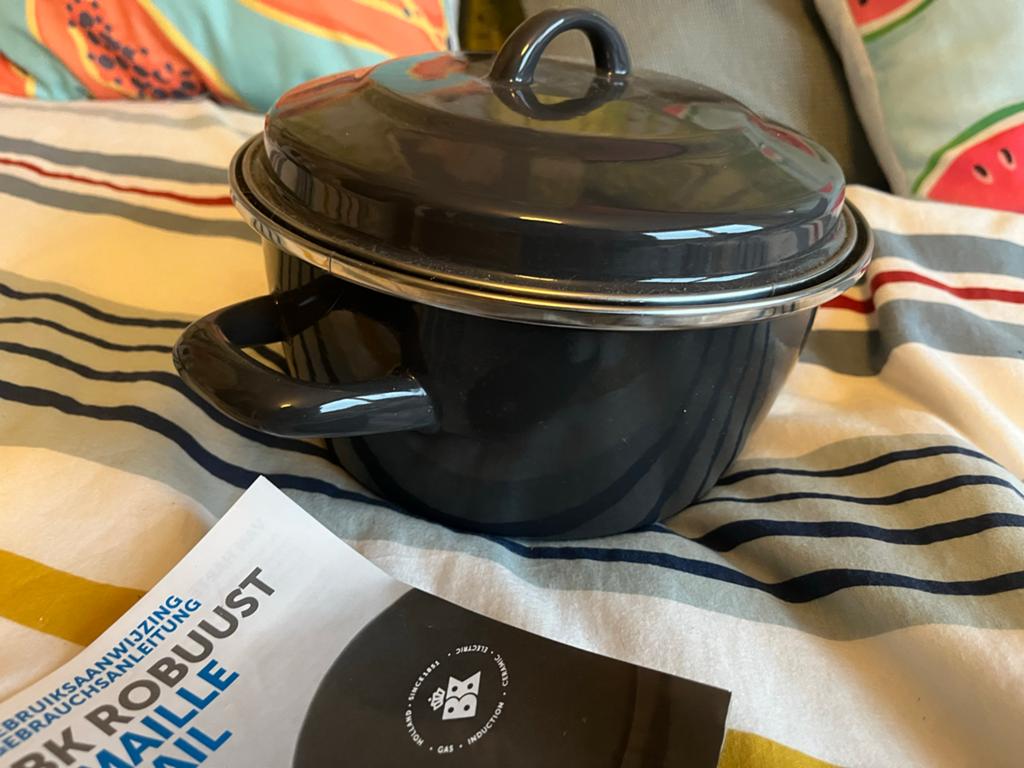 Nieuwe BK Robuust Emaille Kookpan / braadpan, Huis en Inrichting, Keuken | Potten en Pannen, Overige materialen, Nieuw, Ophalen of Verzenden