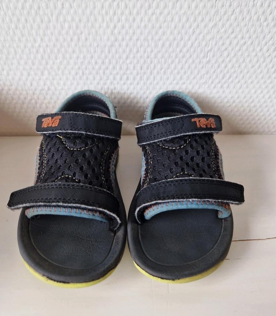 Fijne teva psyclone sandalen maat 22/23, valt als maat 24., Kinderen en Baby's, Kinderkleding | Schoenen en Sokken, Ophalen, Jongen of Meisje