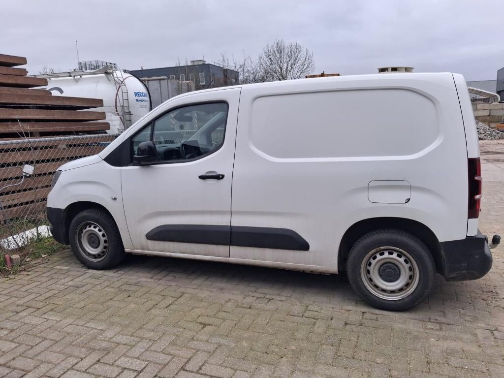 Opel Combo Cargo GB 1.5 Diesel 102pk S/S L1h1 2022 Wit, Auto's, Voorwielaandrijving, Stof, 4 cilinders, 1337 kg