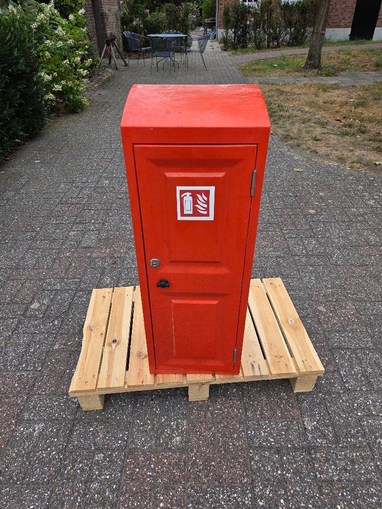 Brandblusser kast, Ophalen, Gebruikt, Brandblusser