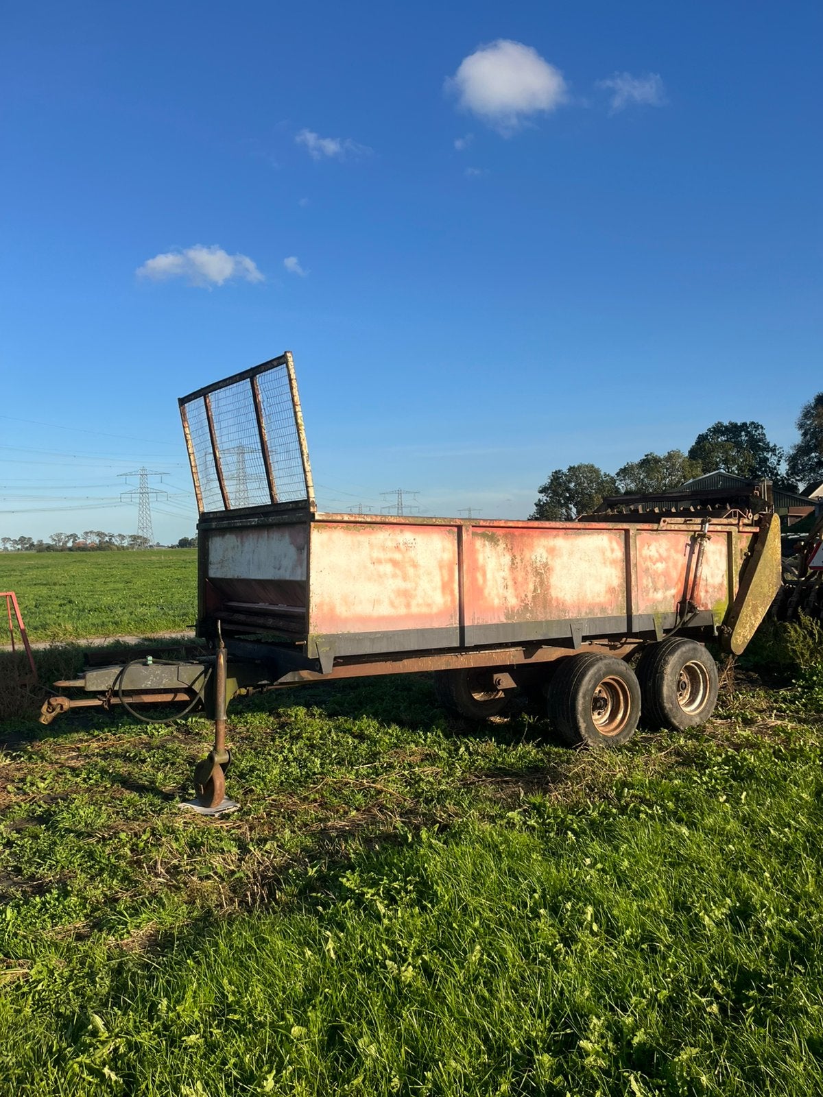 Meststrooier, Ophalen, Gewasbescherming en Bemesting