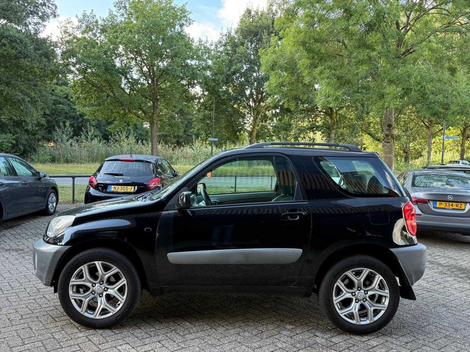 Foto 3 van 2001 Toyota RAV4 1.8-16V VVT-i Luna Personenauto
