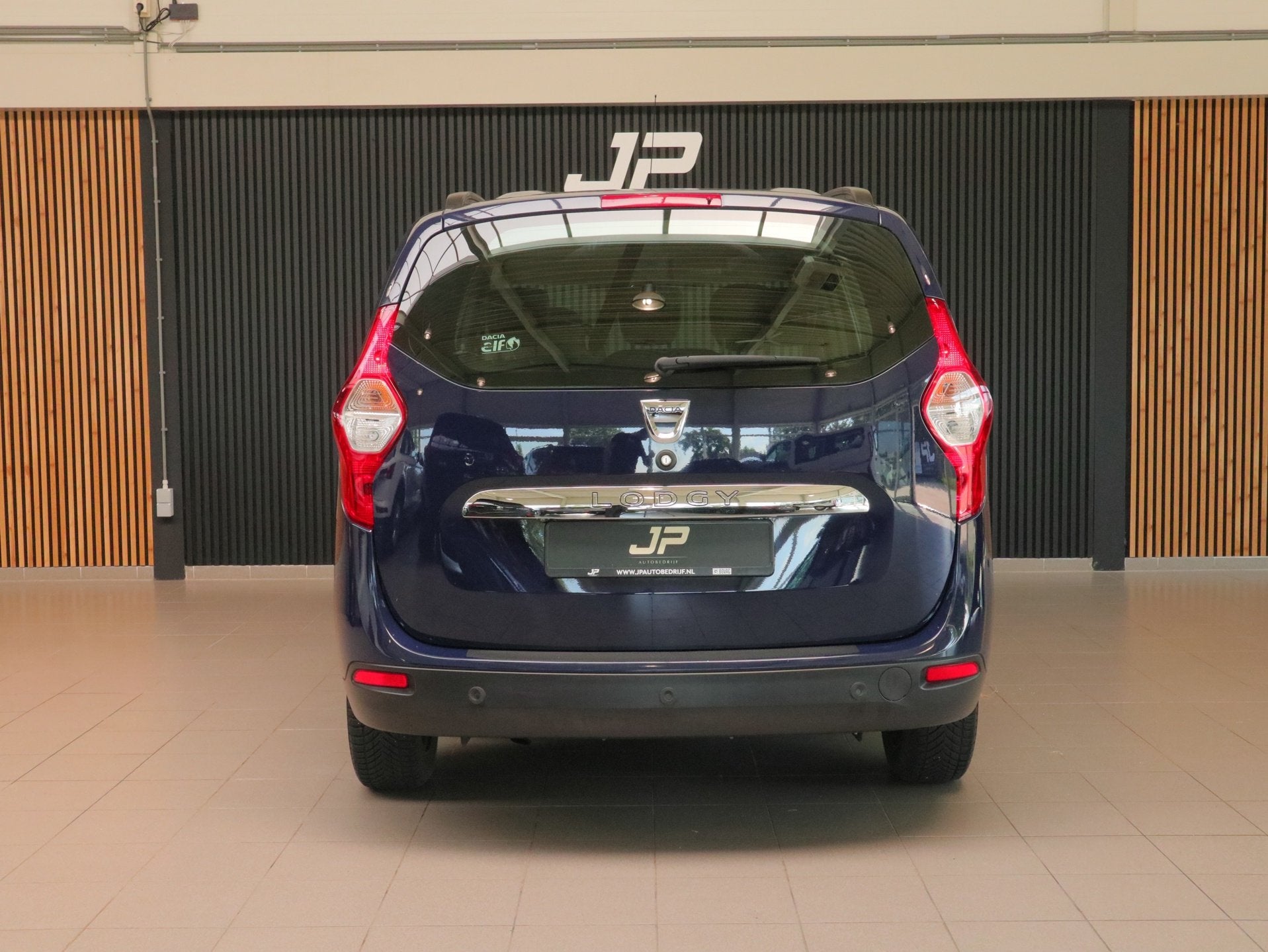 Dacia LODGY 1.2 TCe Ambiance 5p. NAVI|CRUISE|AIRCO|PDC|CAMER, Auto's, Voorwielaandrijving, Stof, 4 cilinders, Met garantie (alle)