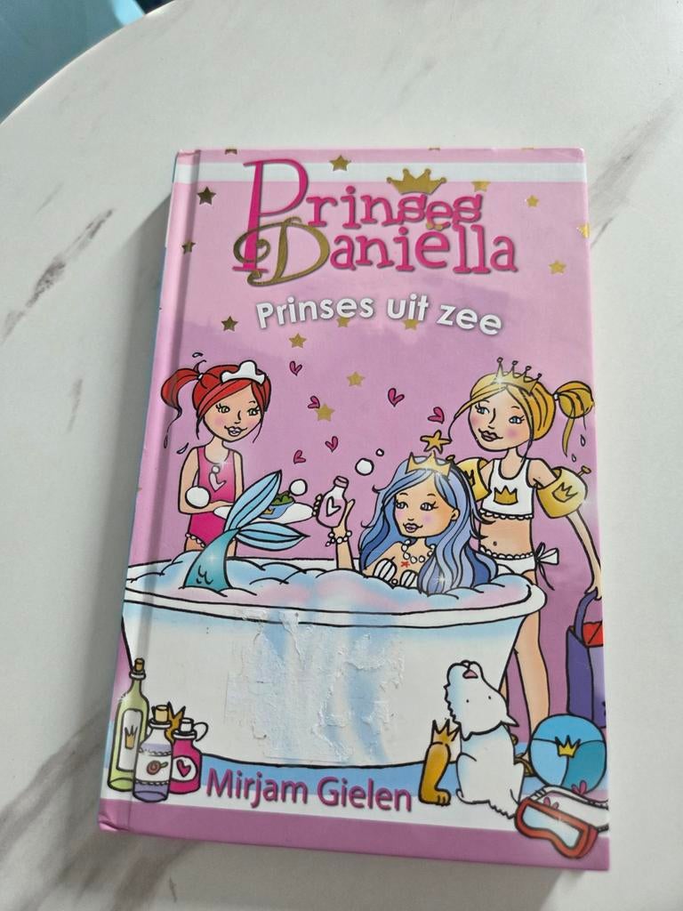 Prinses Daniella: Prinses uit zee - Mirjam Gielen, Ophalen of Verzenden, Gelezen, Mirjam Gielen, Fictie algemeen