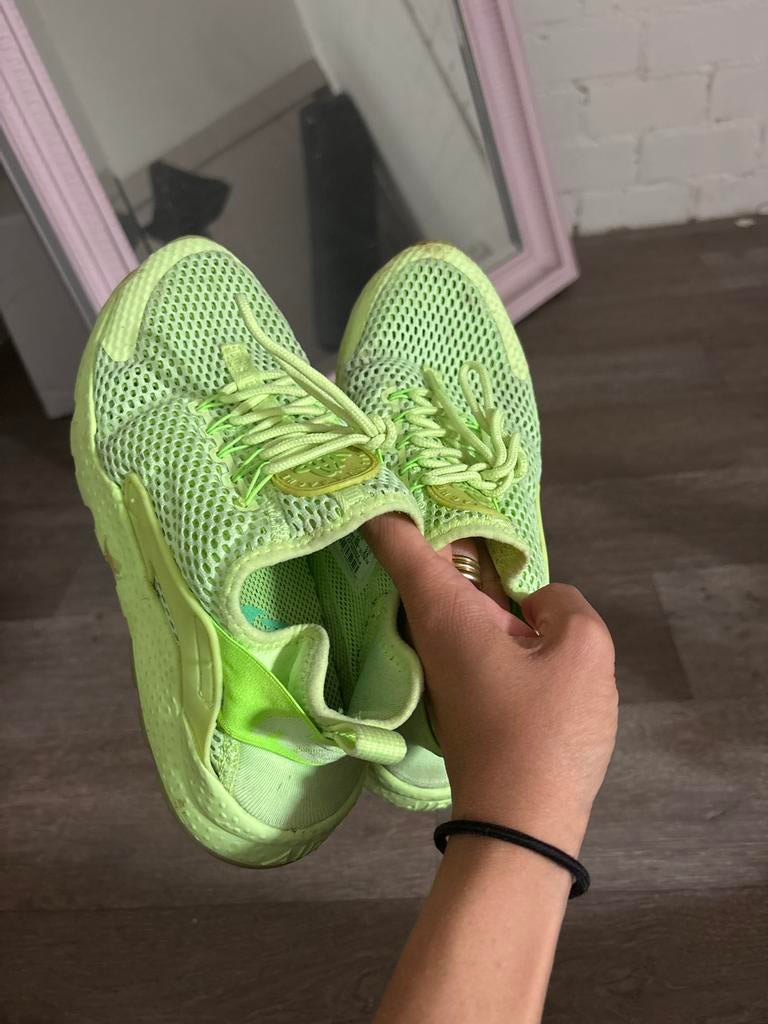 Neon Groene Nike Air Huarache - Maat 38, Kleding | Dames, Schoenen, Ophalen of Verzenden, Gedragen, Groen, Sneakers of Gympen