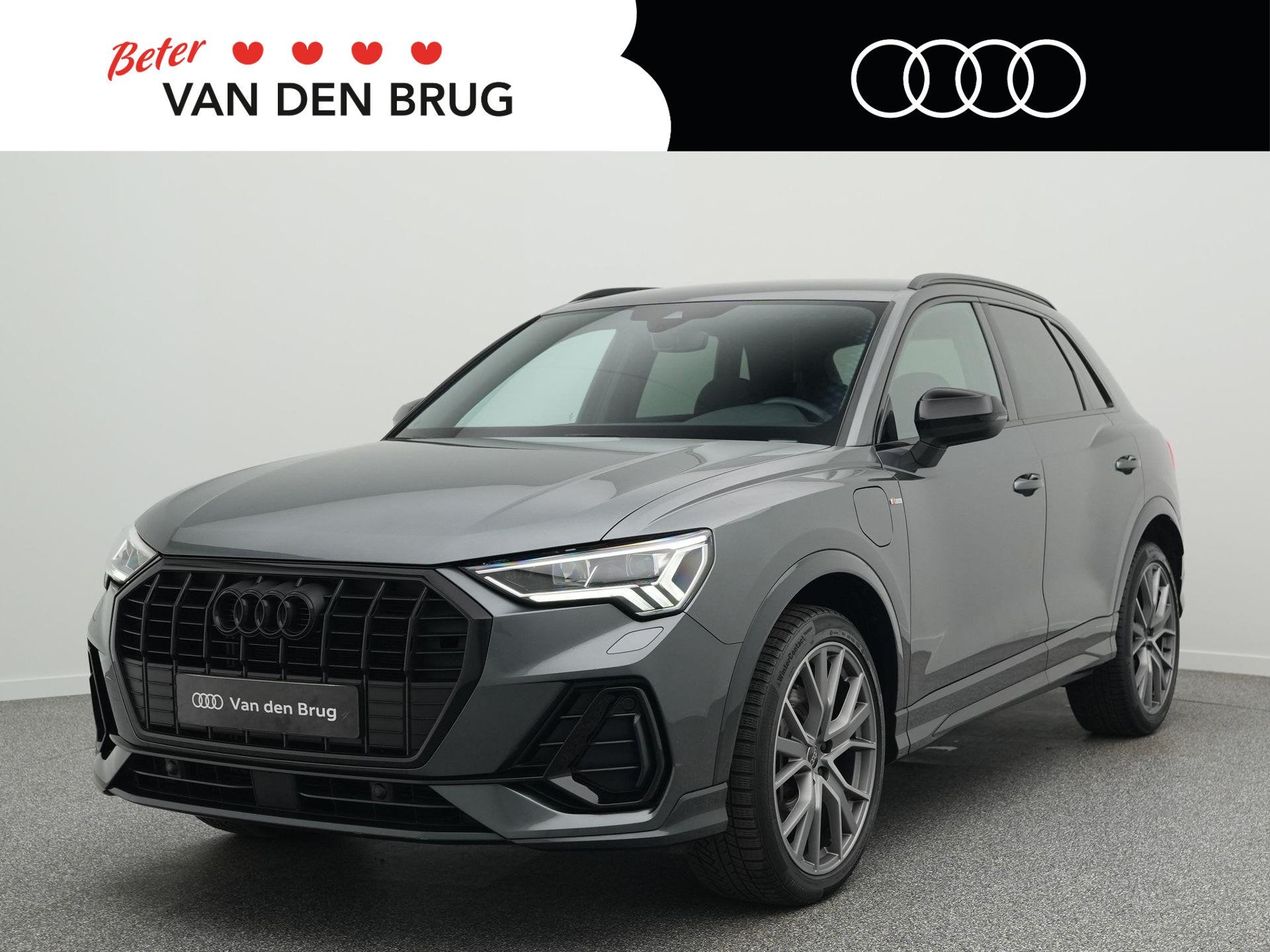 Audi Q3 S edition 45 TFSI e 245 PK Automaat | Adaptieve Crui, Auto's, Gebruikt, Leder en Stof, Hybride Elektrisch/Benzine, 13 kWh