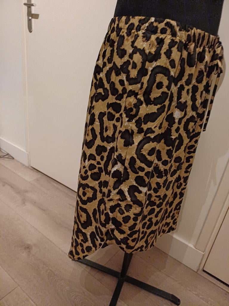 Nieuwstaat panterprint rok Shein mt 3XL, Kleding | Dames, Rokken, Overige kleuren, Maat 46/48 (XL) of groter, Ophalen of Verzenden