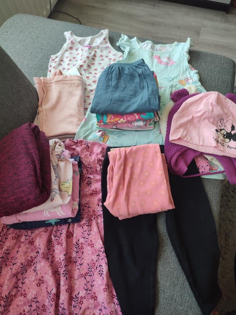 Kledingpakket meisjes maat 110: jurken, shirts, leggings,.., Ophalen of Verzenden, Zo goed als nieuw, Maat 110