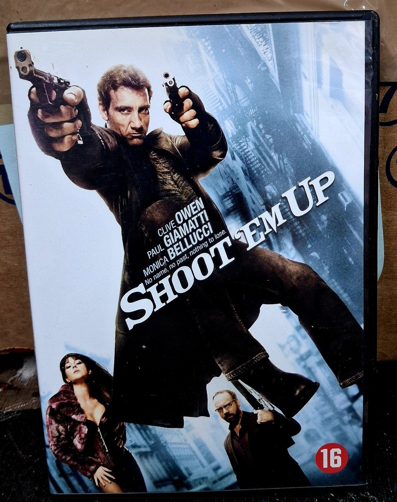 Shoot 'Em Up (DVD) - Actiethriller met Clive Owen, Vanaf 16 jaar, Inclusief doosje, Ophalen of Verzenden, Gebruikt
